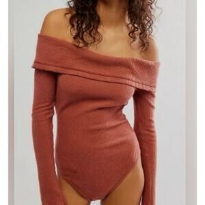 NWOT Free People Intimately Autumn Cozy Ribbed Off Shoulder Bodysuit Rust Small